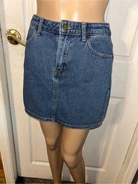 Forever 21 Blue Denim Mini Skirt - Classic Wash